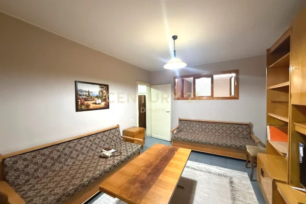 Shtepi me qera Apartament ne Tirane, 1+1, Mobilimi E mobiluar, Pagesa 500  Euro.