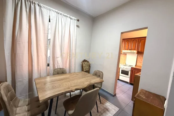 Shtepi me qera Apartament ne Tirane, 1+1, Mobilimi E mobiluar, Pagesa 500  Euro.