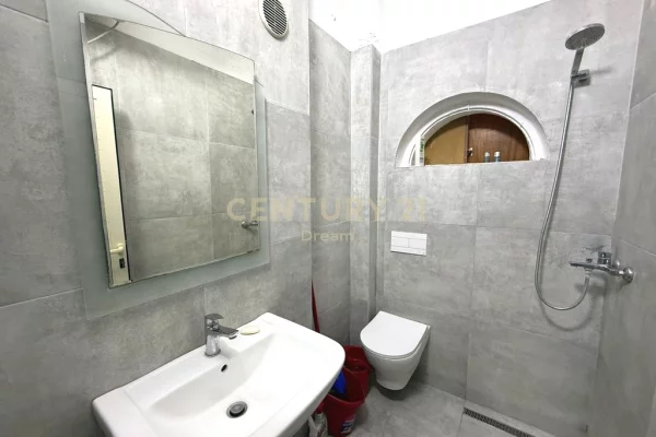 Shtepi me qera Apartament ne Tirane, 1+1, Mobilimi E mobiluar, Pagesa 500  Euro.