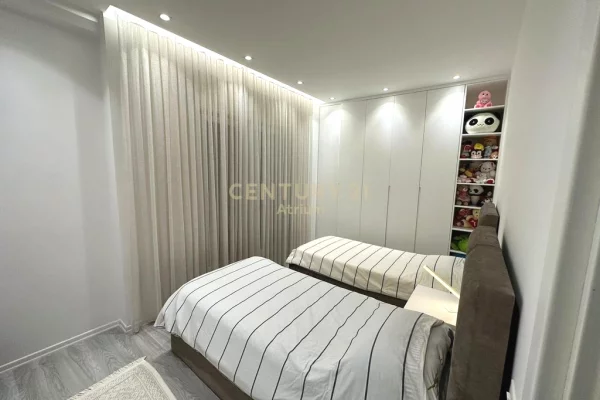 Shtepi me qera Apartament ne Tirane, 2+1, Mobilimi E mobiluar, Pagesa 850  Euro.