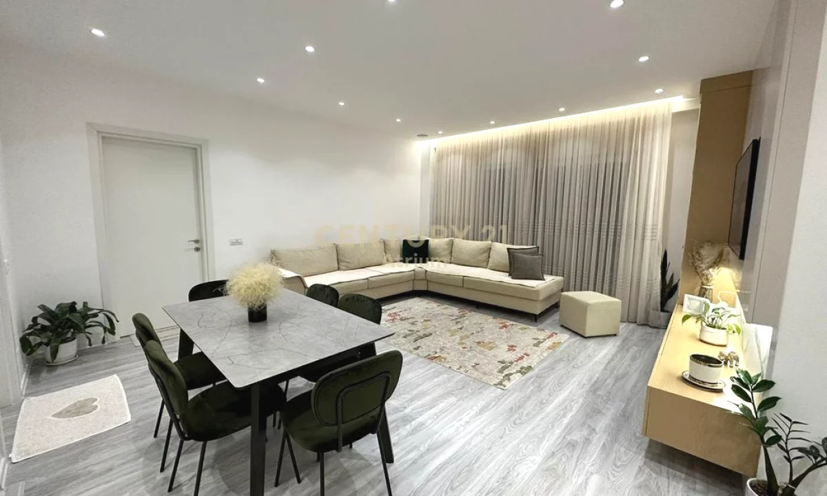 Shtepi me qera Apartament ne Tirane, 2+1, Mobilimi E mobiluar, Pagesa 850  Euro.