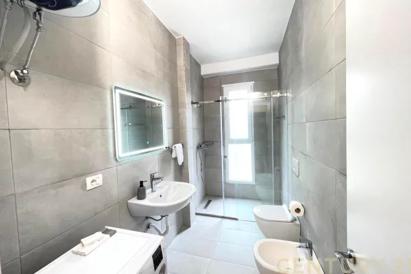 Shtepi me qera Apartament ne Vlore, 1+1, Mobilimi E mobiluar, Pagesa 600  Euro.