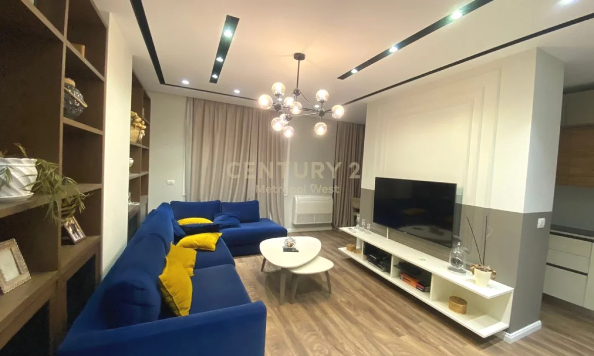 Shtepi me qera Apartament ne Tirane, 3+1, Mobilimi E mobiluar, Pagesa 1,700  Euro.