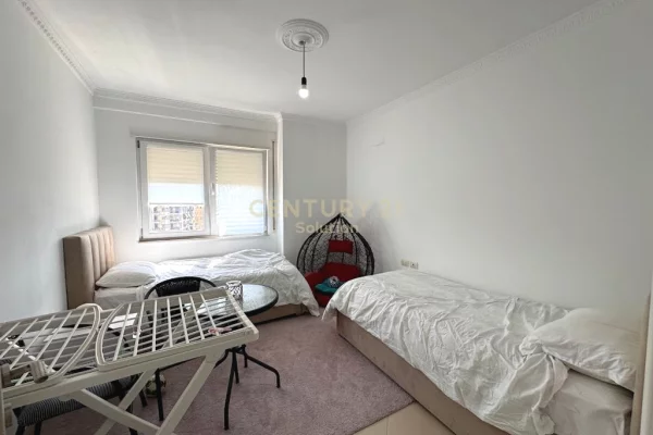 Shtepi me qera Apartament ne Tirane, 2+1, Mobilimi E mobiluar, Pagesa 750  Euro.