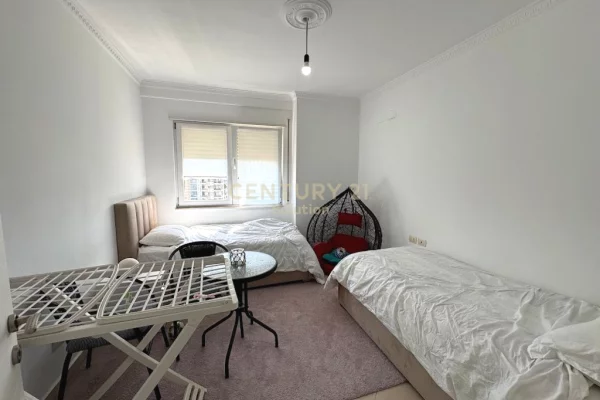 Shtepi me qera Apartament ne Tirane, 2+1, Mobilimi E mobiluar, Pagesa 750  Euro.