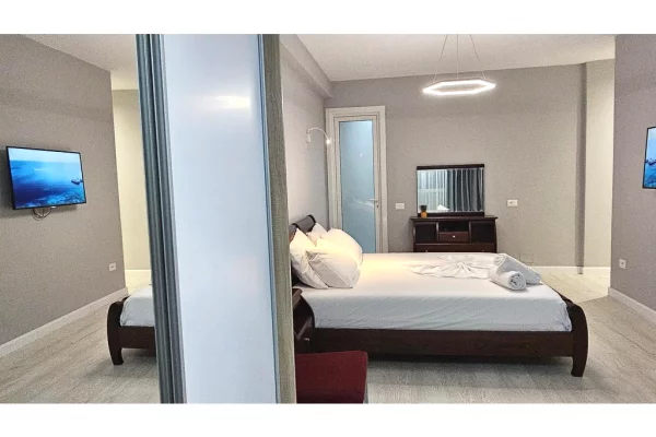 Appartamento in vendita a Tirana 2+1, Arredato