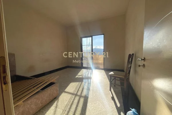 Villa di lusso in vendita a Tirana 3+1, Vuoto