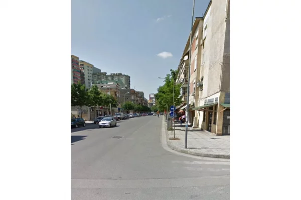 Business Property in Sale 4+1 in Tirana - 800,000 Euro