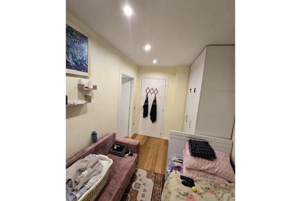 Appartamento in vendita a Tirana 1+1, Arredato