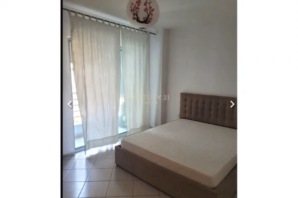 Appartamento in vendita a Tirana 1+1, Arredato