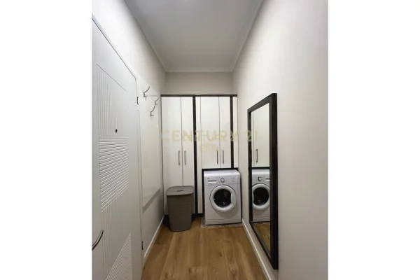 Shtepi me qera Apartament ne Tirane, 1+1, Mobilimi E mobiluar, Pagesa 1,100  Euro.