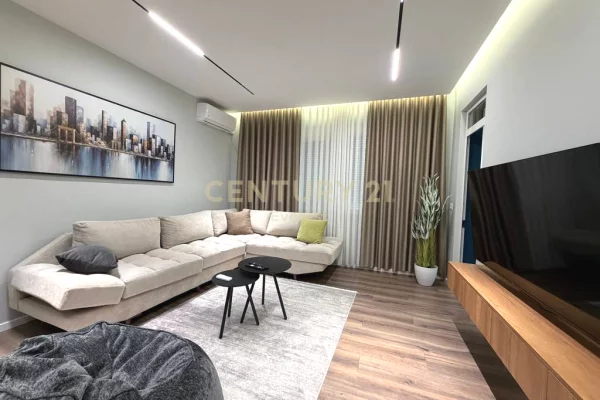 Shtepi me qera Apartament ne Tirane, 1+1, Mobilimi E mobiluar, Pagesa 550  Euro.