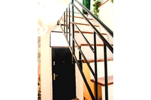 Appartamento in vendita a Tirana 1+1, Arredato