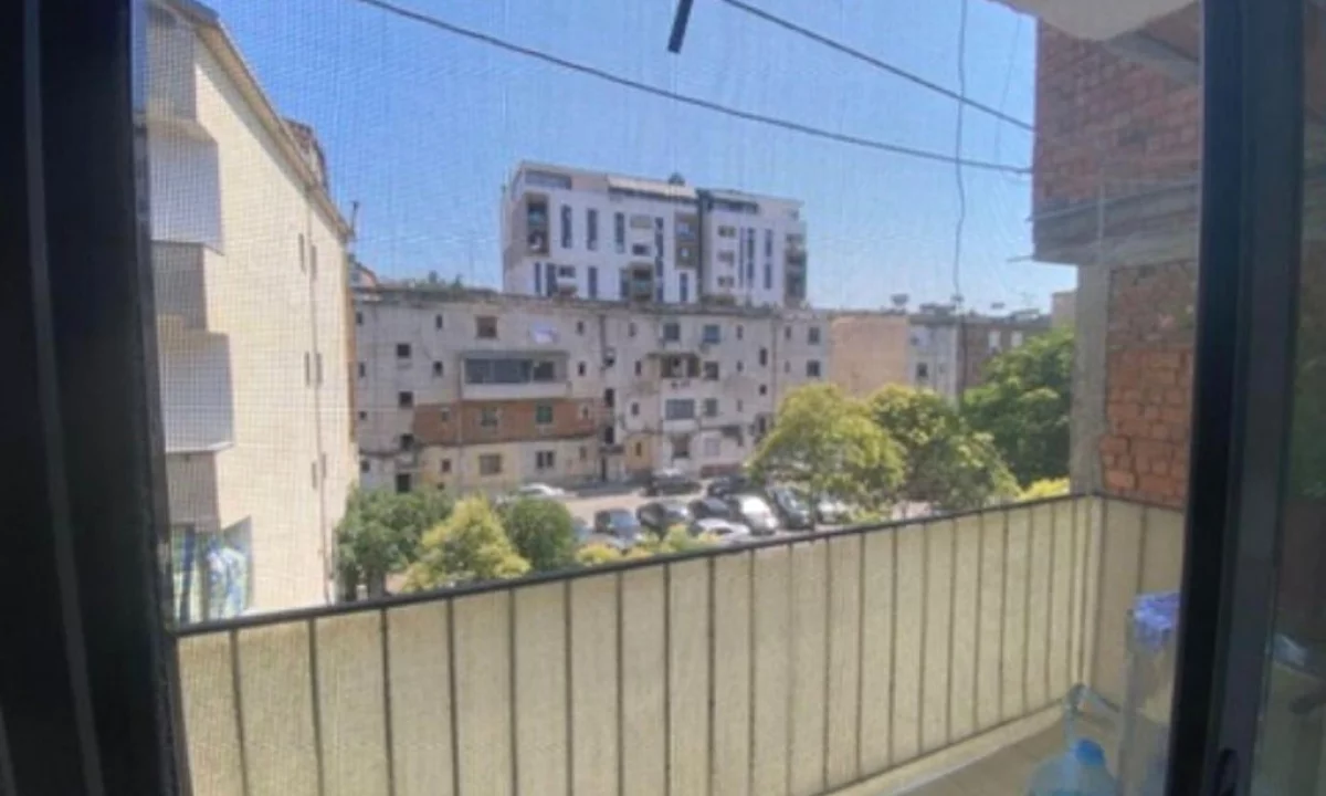 Appartamento in vendita a Tirana 1+1, Arredato