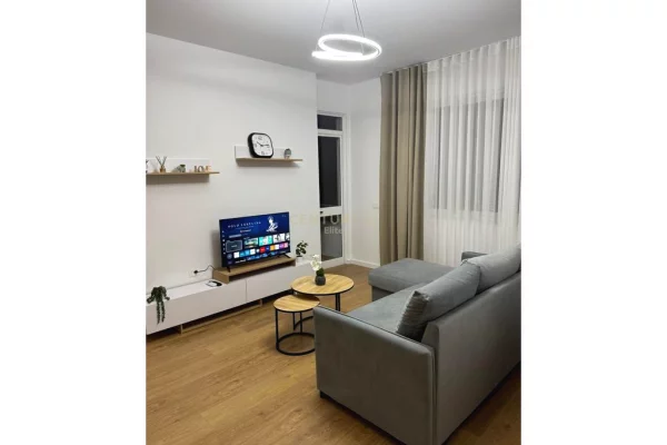 House for Rent 1+1 in Tirana - 400 Euro