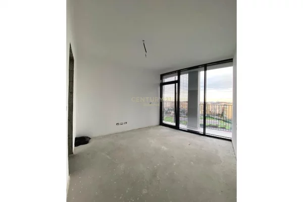 Apartment for rent in Tirana 2+1, Emty