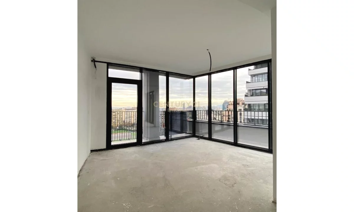 Apartment for rent in Tirana 2+1, Emty