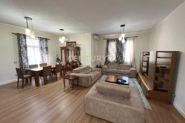 Luxury villas for rent in Tirana 3+1, Furnished