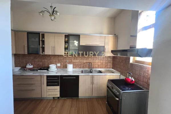 Luxury villas for rent in Tirana 3+1, Furnished