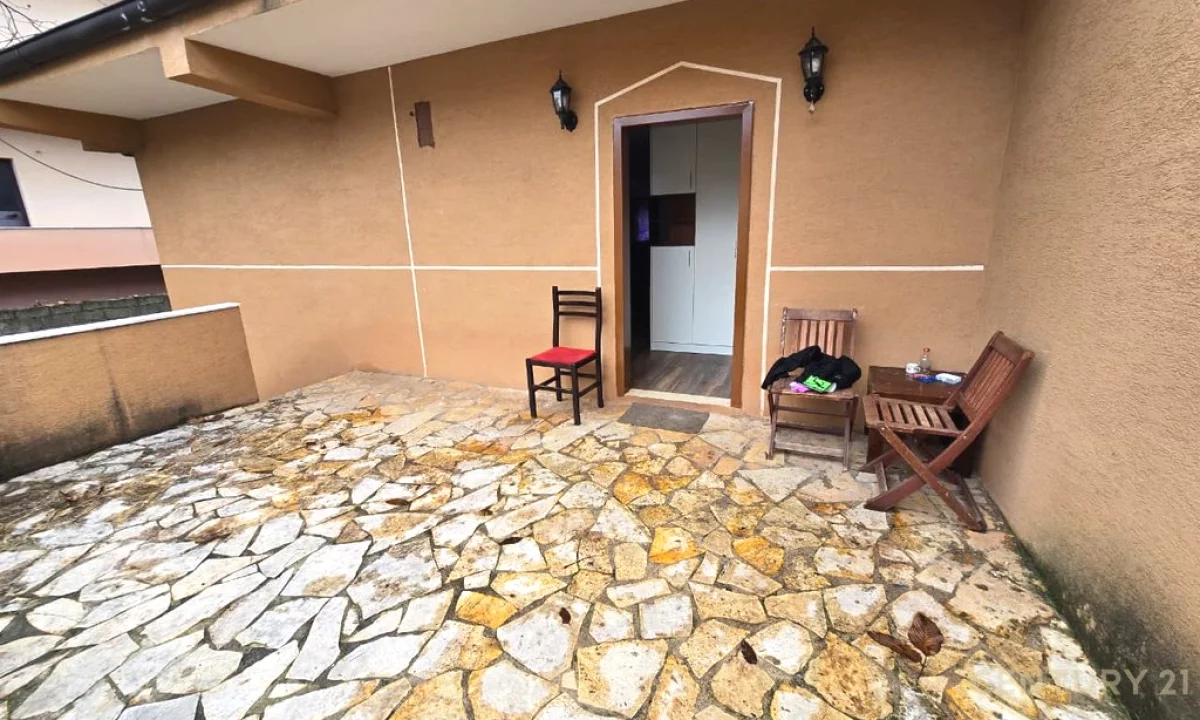 Private house for rent in Tirana 2+1, Furnished