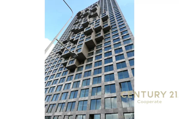 Casa in vendita 3+1 a Tirana - 861,000 Euro