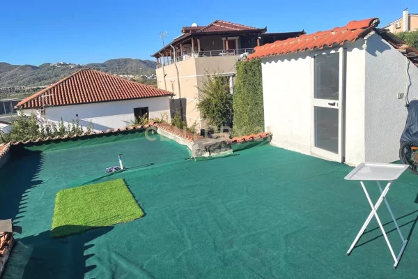 Shtepi ne shitje Shtepi Private ne Tirane, 1+1, Mobilimi E mobiluar, Pagesa 270,000  Euro.