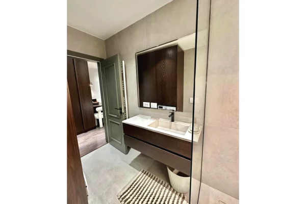 Shtepi ne shitje Apartament ne Tirane, 1+1, Mobilimi E mobiluar, Pagesa 167,000  Euro.