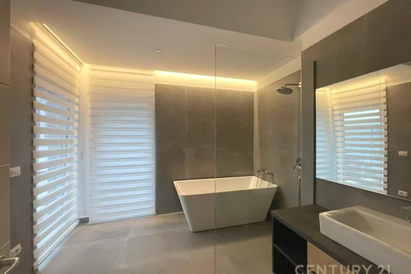 Luxury villas for rent in Tirana 4+1, Furnished