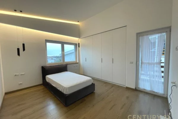 Luxury villas for rent in Tirana 4+1, Furnished