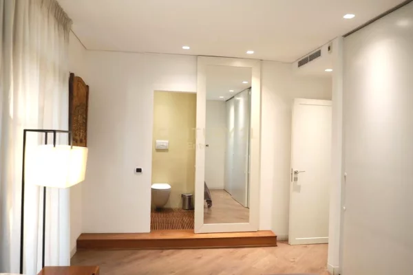 Appartamento in vendita a Tirana 2+1, Arredato