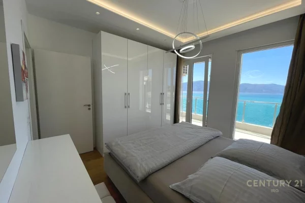 Shtepi ne shitje Apartament ne Vlore, 1+1, Mobilimi E mobiluar, Pagesa 250,000  Euro.
