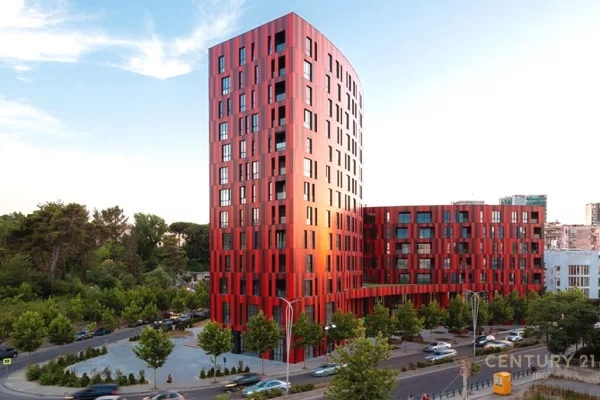 Business Property in Sale 4+1 in Tirana - 100,000 Euro