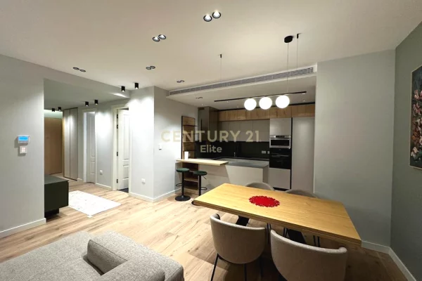 Shtepi me qera Apartament ne Tirane, 2+1, Mobilimi E mobiluar, Pagesa 3,500  Euro.