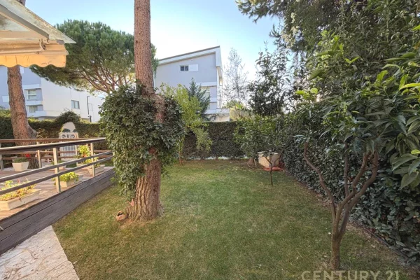 Shtepi ne shitje Apartament ne Durres, 2+1, Mobilimi E mobiluar, Pagesa 320,000  Euro.