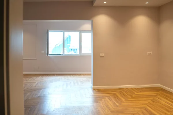 Shtepi ne shitje Duplex(shtepi me 2 kate) ne Tirane, 2+1, Mobilimi Bosh, pa mobiluar, Pagesa 650,000  Euro.