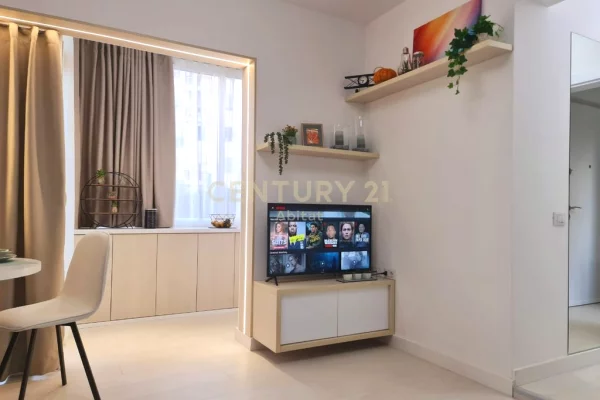 Appartamento in vendita a Tirana Garsoniere, Arredato