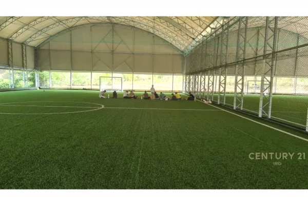 Business Property in Sale 3+1 in Tirana - 1,400,000 Euro