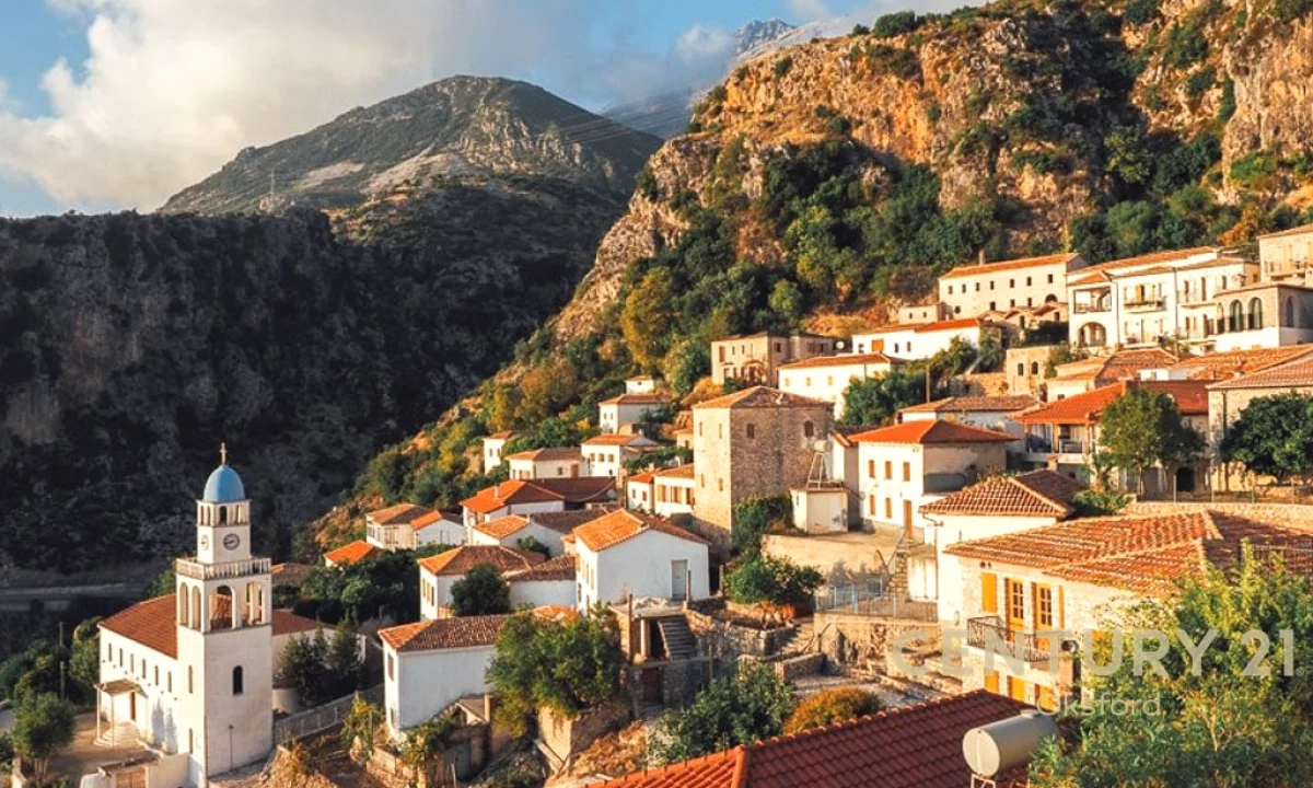 Shtepi ne shitje Apartament ne Vlore, 2+1, Mobilimi E mobiluar, Pagesa 450,000  Euro.