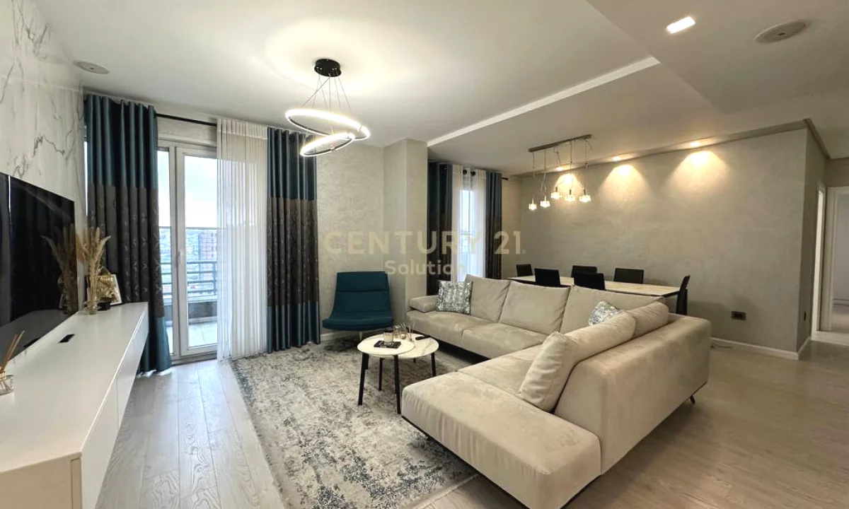 Appartamento in vendita a Tirana 3+1, Arredato