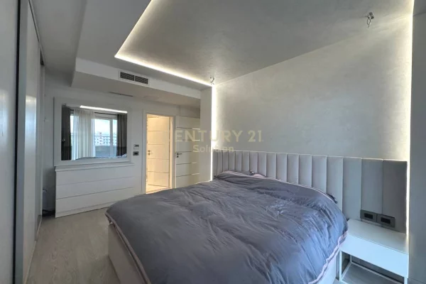 Appartamento in vendita a Tirana 3+1, Arredato