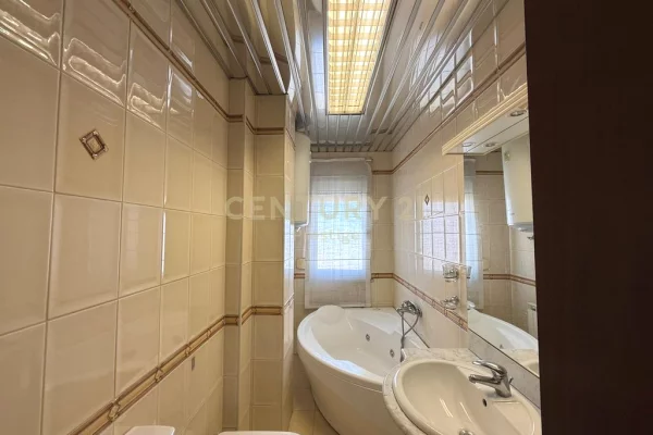 Apartment for rent in Tirana 2+1, Furnished