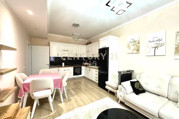 Shtepi ne shitje Apartament ne Tirane, 2+1, Mobilimi E mobiluar, Pagesa 125,000  Euro.