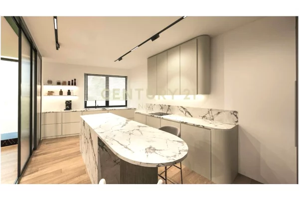 Appartamento in vendita a Tirana 3+1, Arredato