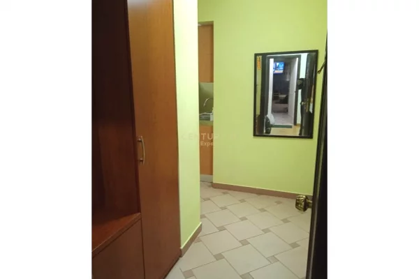 Shtepi me qera Apartament ne Tirane, 1+1, Mobilimi E mobiluar, Pagesa 680  Euro.