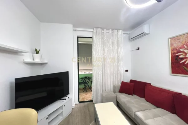 House for Rent 1+1 in Tirana - 750 Euro