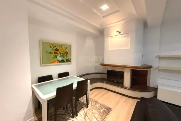 Shtepi me qera Apartament ne Tirane, 2+1, Mobilimi E mobiluar, Pagesa 600  Euro.