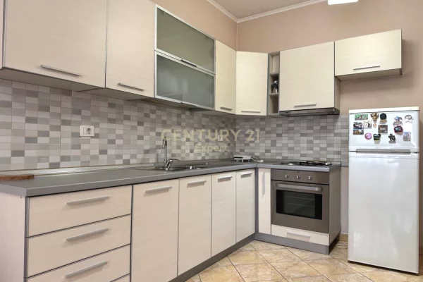 Apartment for rent in Tirana 1+1, Furnished