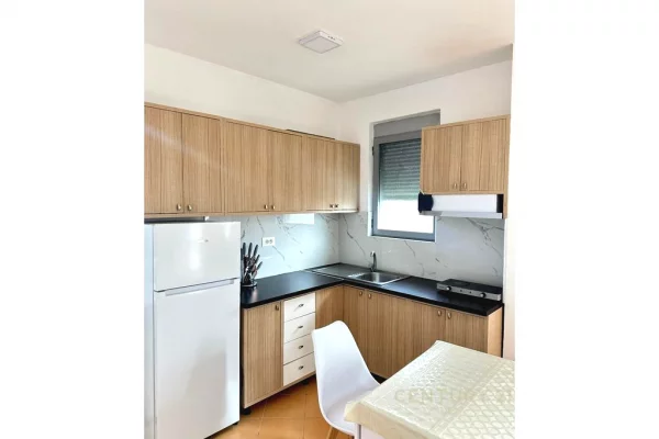 Appartamento in vendita a Durazzo 1+1, Arredato