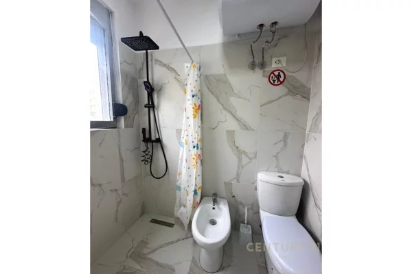 Appartamento in vendita a Durazzo 1+1, Arredato