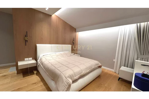 Apartment for rent in Tirana 7+1, Furnished